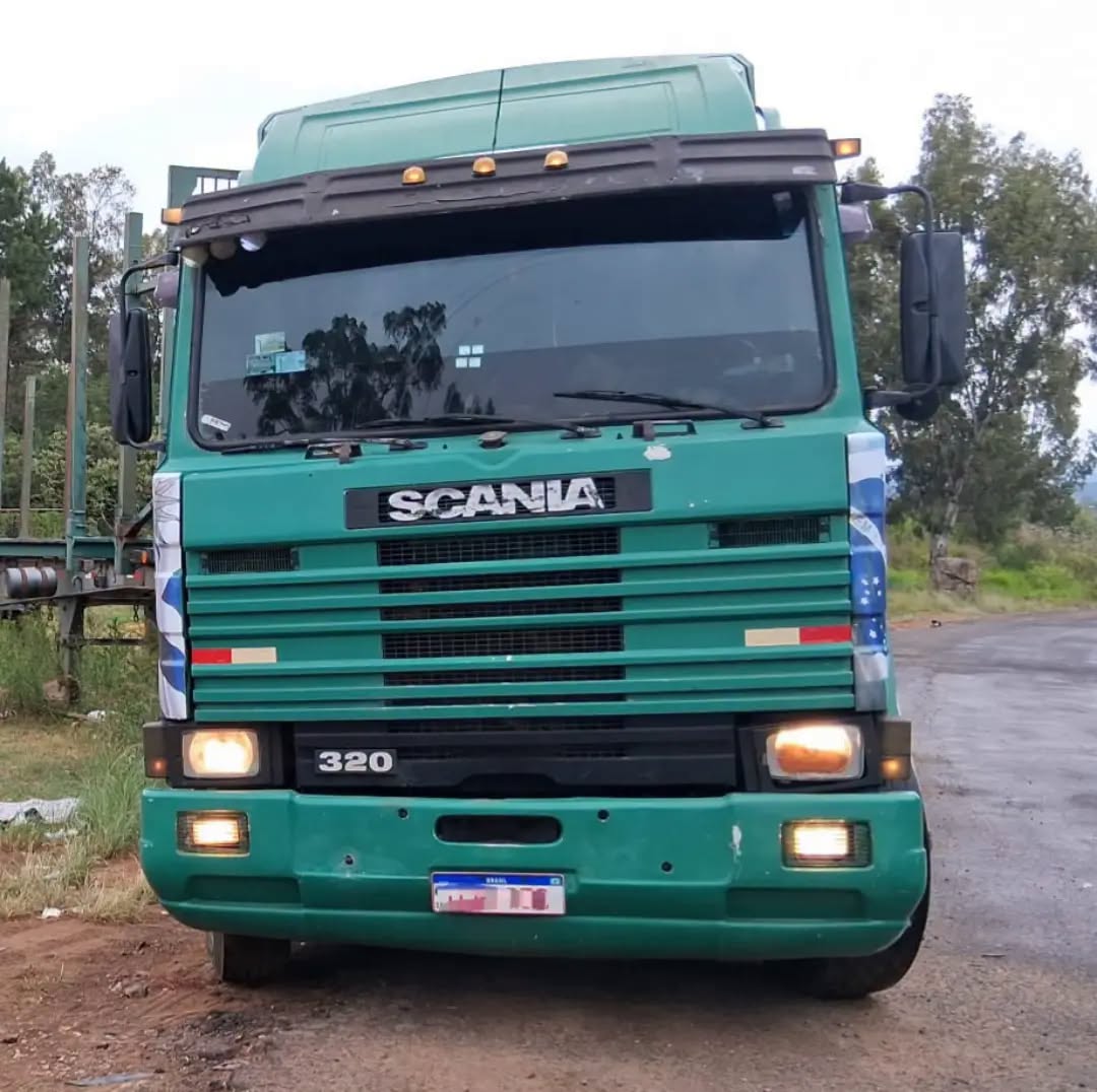 Tractor Scania frontal